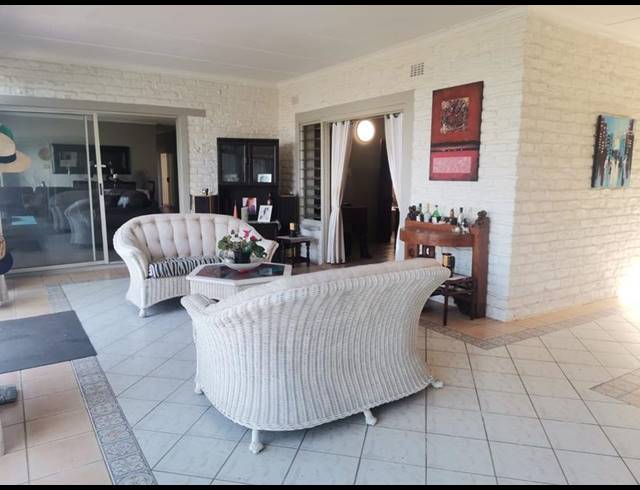 4 BEDROOM HOUSE FOR SALE IN WIDENHAM